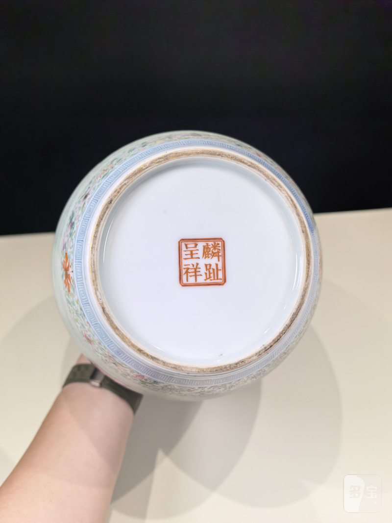 民国 粉彩婴戏图瓶 - 图17